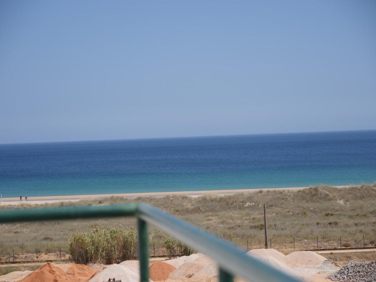 Cozy Apartment With Sea View Over Meia Praia Λάγος Εξωτερικό φωτογραφία